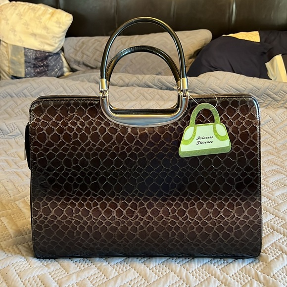 20) Princess Florence Purse - Picture 2 of 12